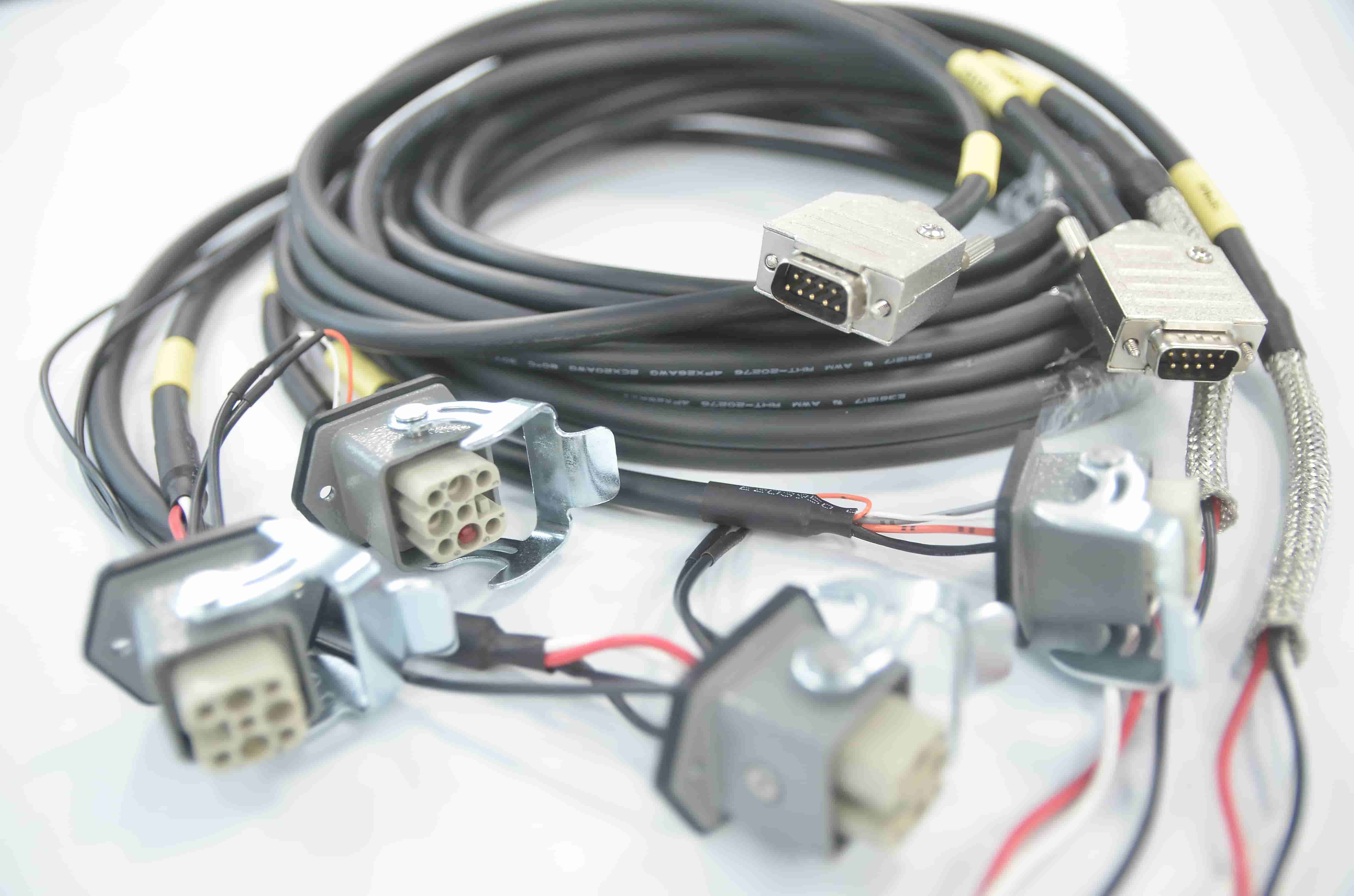 线路板切割钻孔检测设备线束